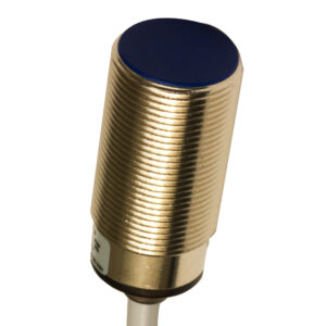 Sensor Indutivo AK6/BN-1A Datasensing — M18 curto blindado NO+NC/NPN cabo 2m axial