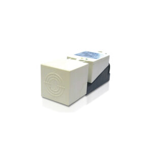 Sensor Indutivo IS-40-W5-S3 Datasensing — Inductive difuso Sensor SQUARE 40 x 40 mm plástico – faceado 15 mm – pnp no + nc 3 fios – PG